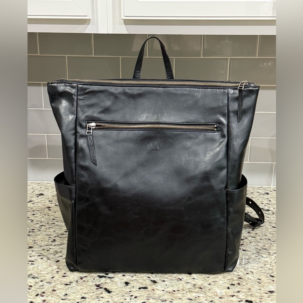 Freshly Picked Minimal Diaper Bag Backpack in Onyx